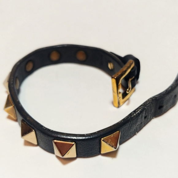 SOLD Valentino rockstud leather braceletrock stud - Picture 3 of 7